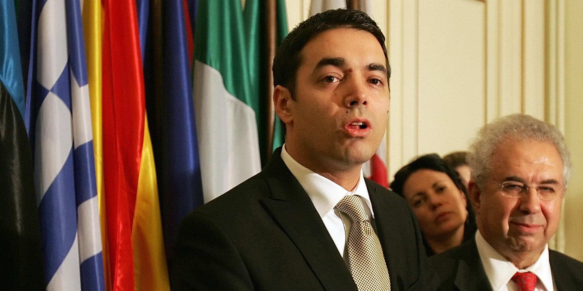 Στην Αθήνα την Τετάρτη ο ΥΠΕΞ των Σκοπίων Νικολά Ντιμιτρόφ